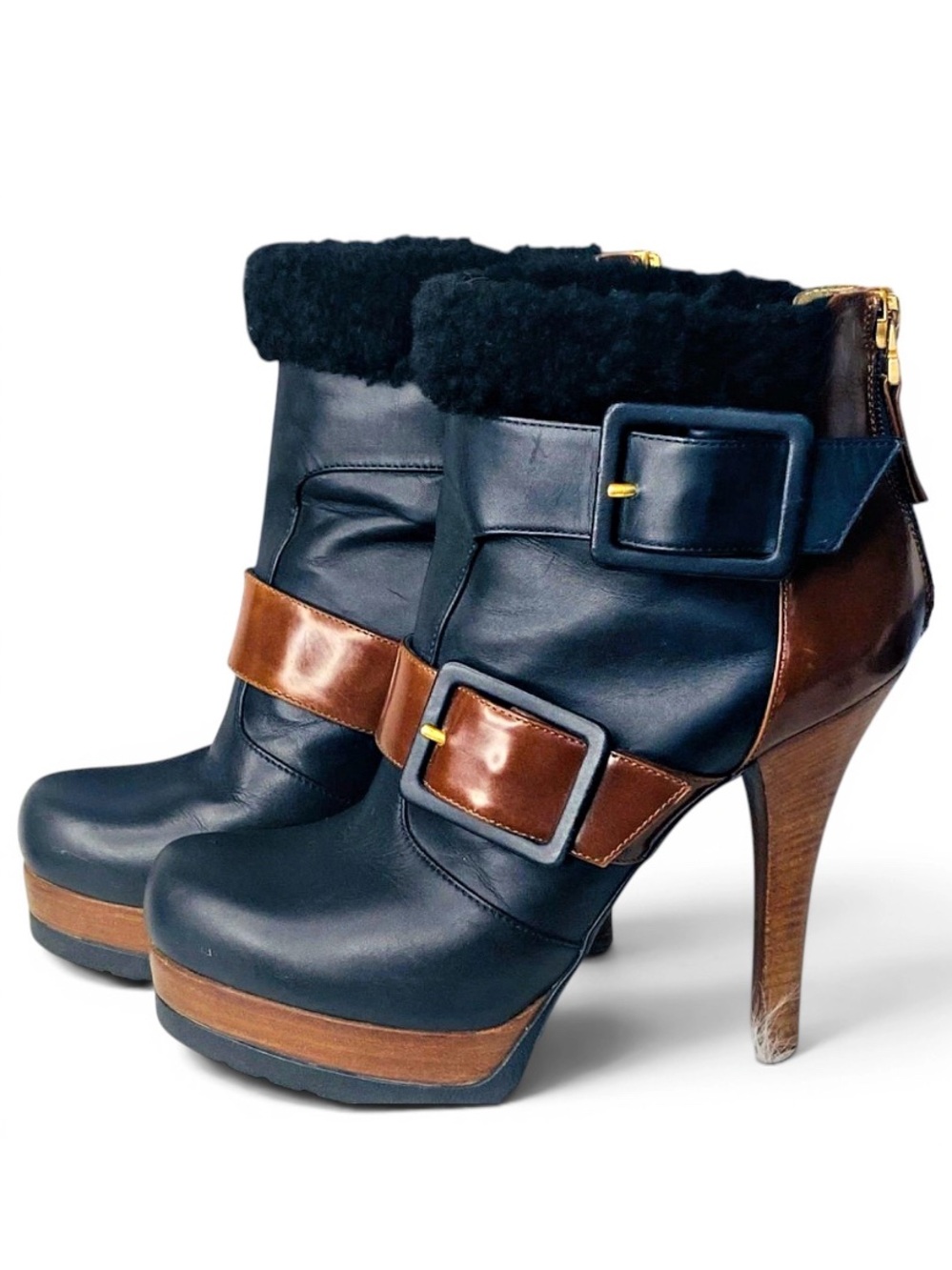🛍️Fendi Authentic Moorland Platform Ankle Boots